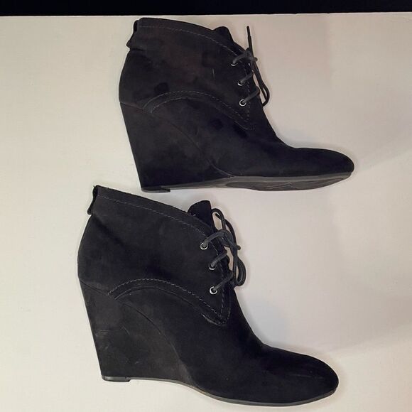 Black Wedge Lace Up Booties size 7 - Picture 9 of 10